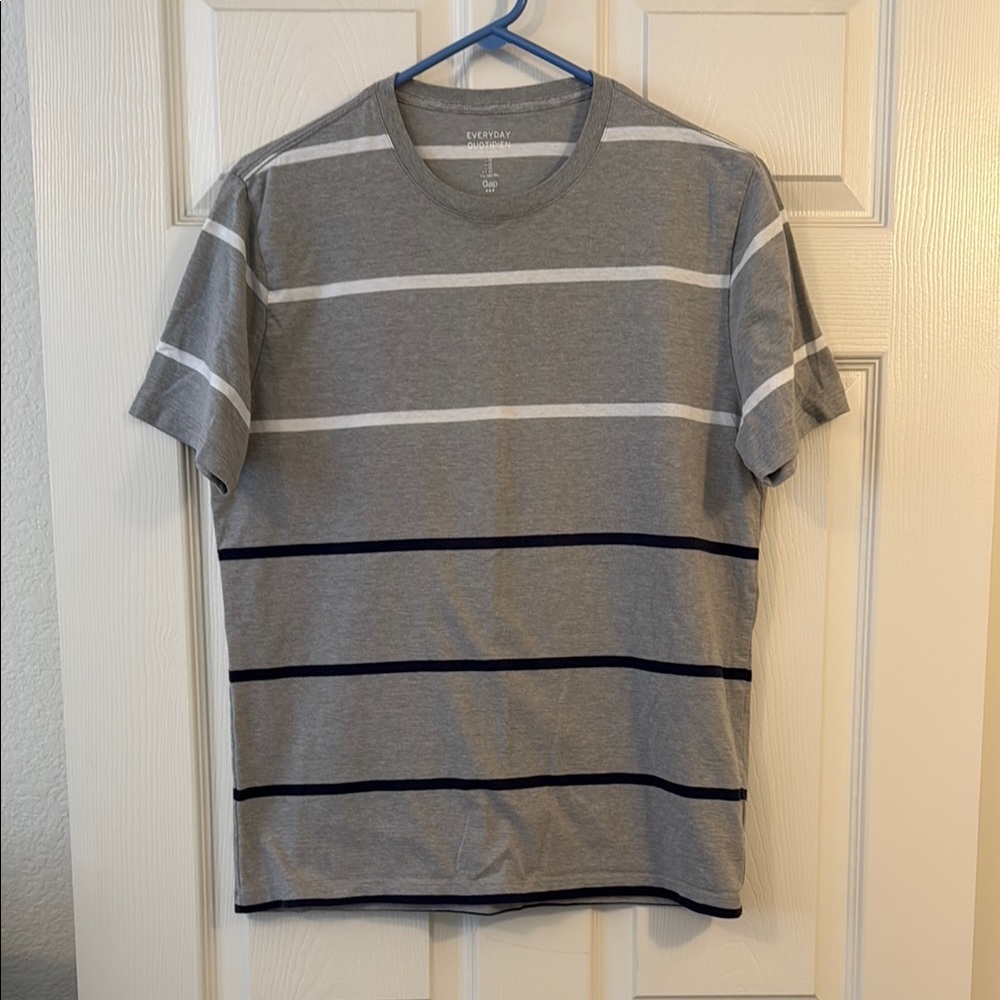 GAP Gray Short Sleeve Tee with Stripes